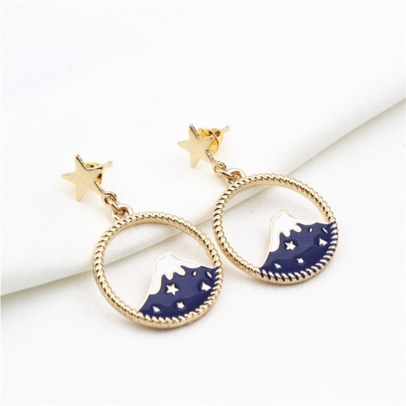 Enamel Glaze Hooped Drop Earring Mountain - Picture 1 of 1
